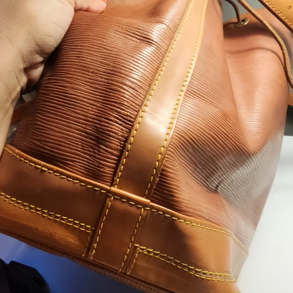Louis Vuitton Brown Leather Drawstring Shoulder Bag